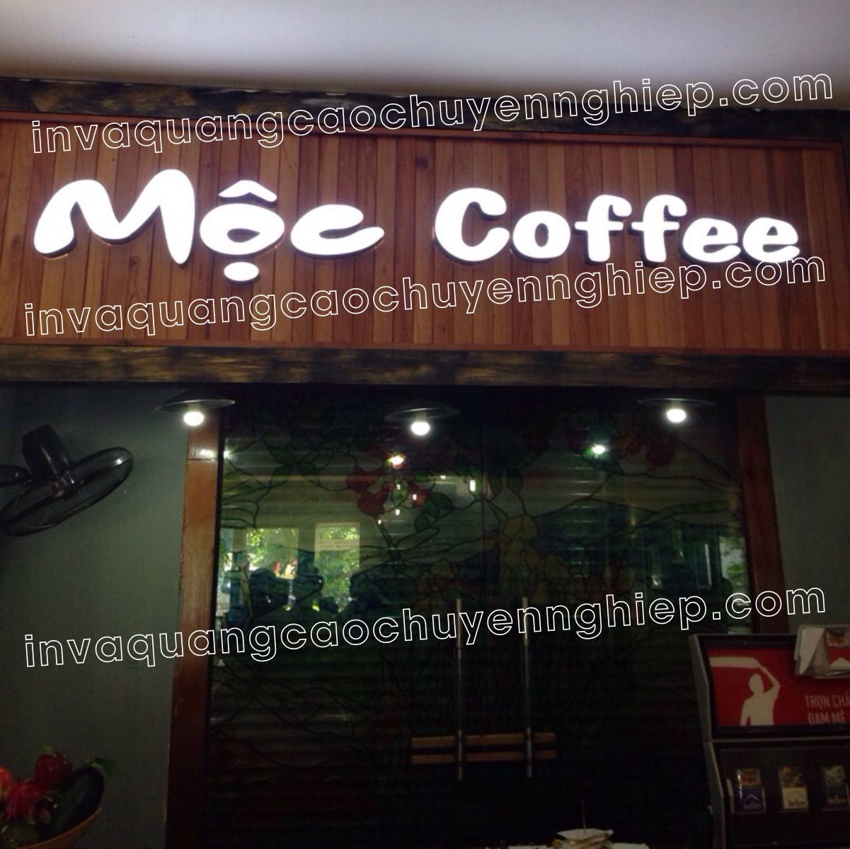 chữ nổi mica đèn led biển quảng cáo mộc cafe