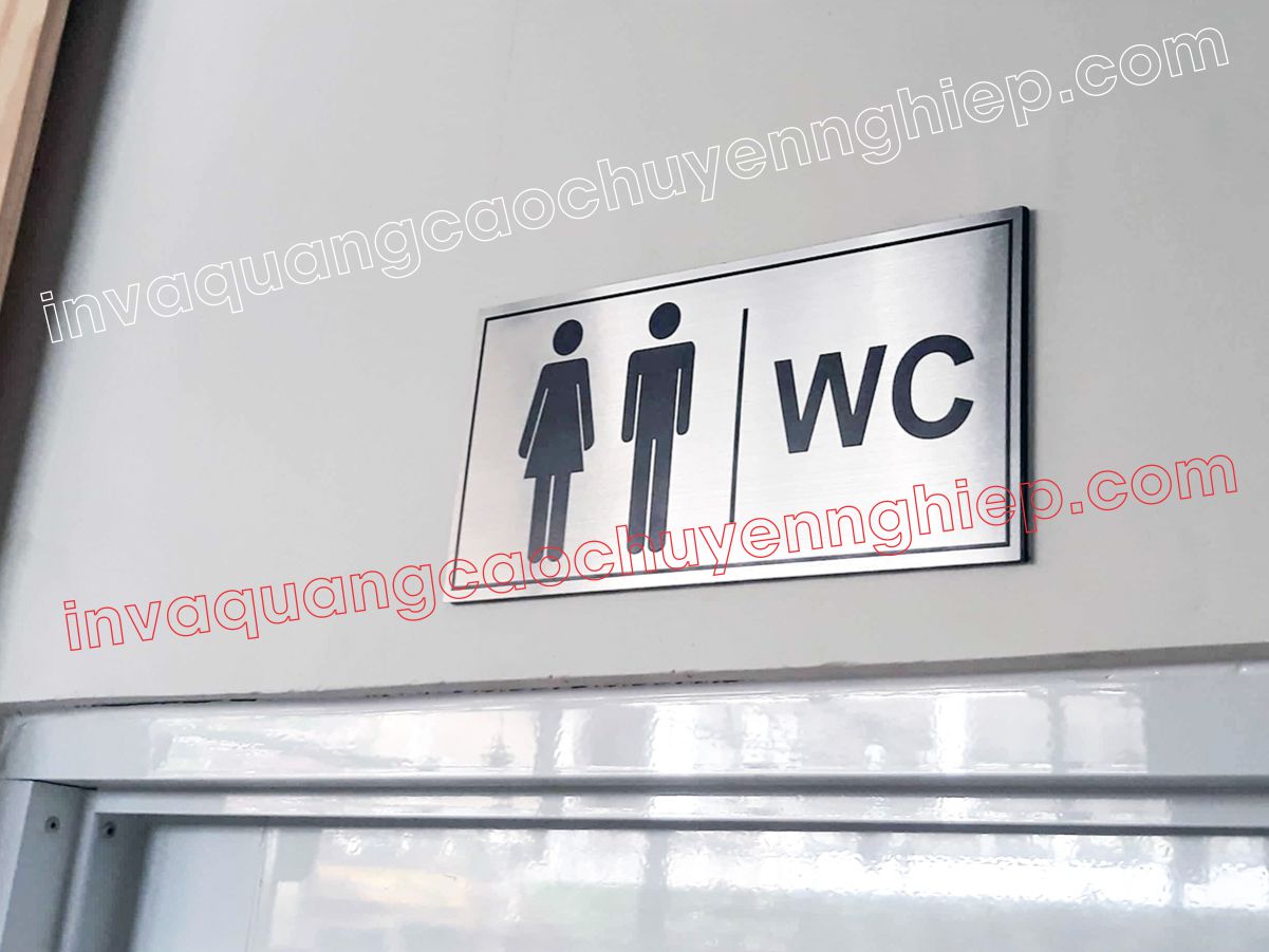 Chuyên cung cấp biển báo WC, WC sign cho công ty, khách sạn nhà nghỉ, khu resort tại khu vực Tp. HN với nhiều mẫu Biển báo wc sang trọng, hiện đại.