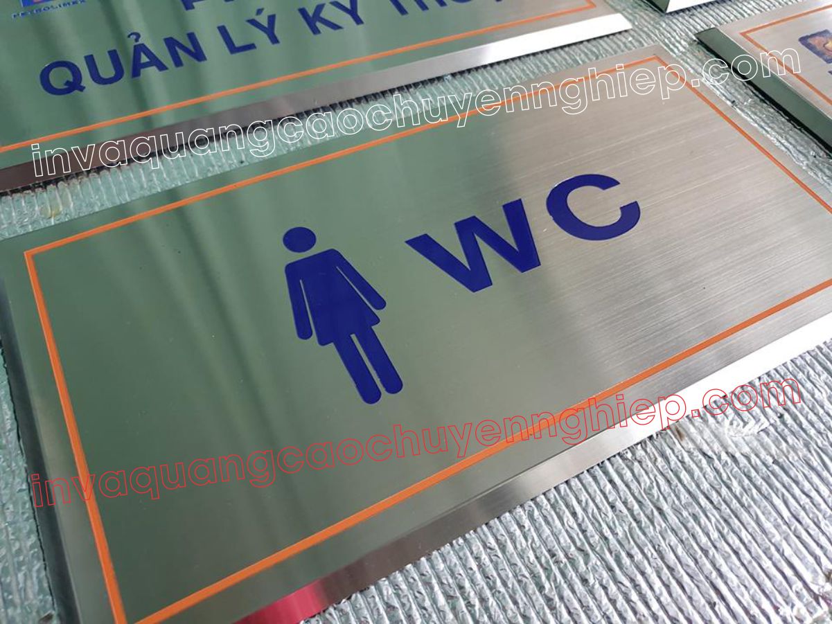 Chuyên cung cấp, lắp đặt biển báo nhà vệ sinh nam nữ, các loại biển báo wc, biển báo toilet dành cho văn phòng công ty, tòa nhà, building tại Tp HN.