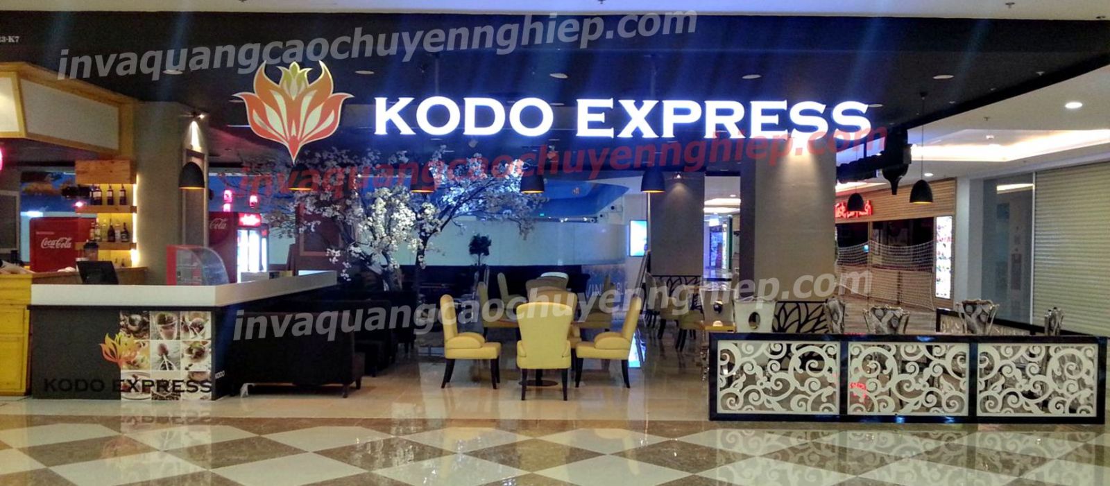 chữ mica viền inox  biển quảng cáo nhà hàng ăn uống kodo express