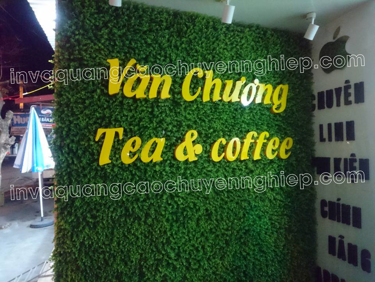 biển quảng cáo chữ nổi mica vách logo văn chương tea & coffee