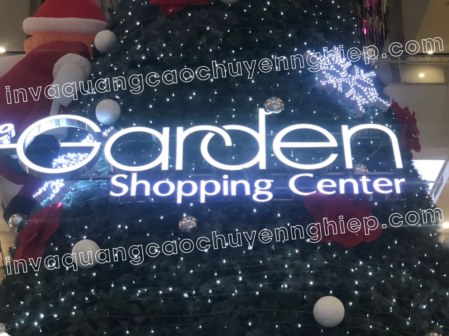 chữ mica viền inox garden shopping center