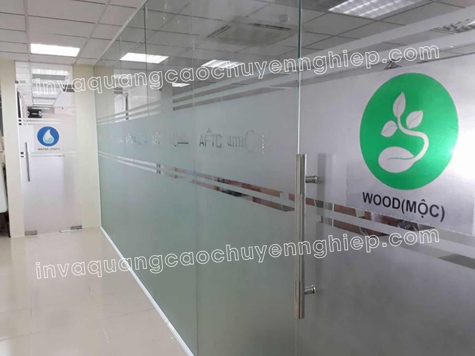 Chuyên thiết kế thi công dán kính mờ văn phòng tại Hà Nội. Lên market miễn phí 