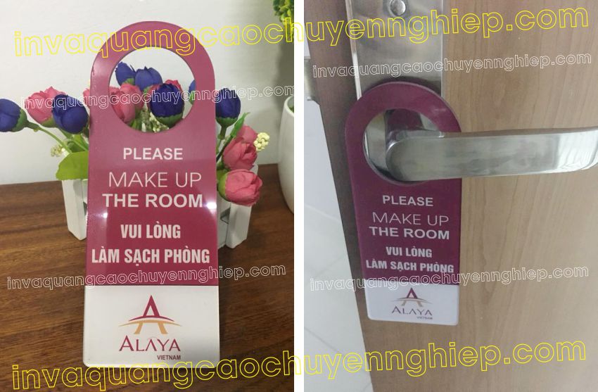 Thẻ nhựa treo cửa phòng khách sạn đề nghị dọn phòng, không làm phiền